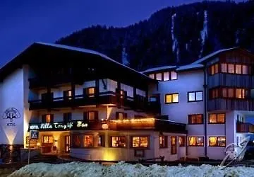 Tony - Small Romantic Hotel 3*